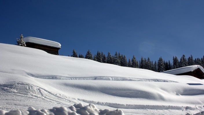 Schnee in Fülle - Lech