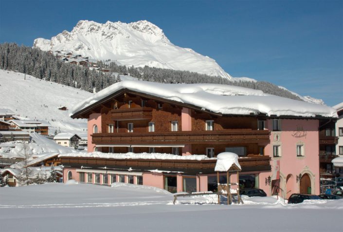 Aussenbild Lärchenhof in Lech